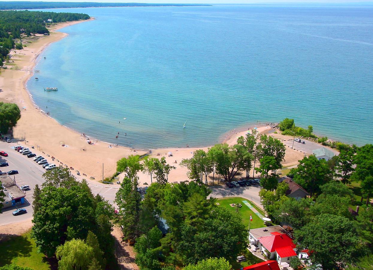 Balm Beach Resort And Motel エクステリア 写真